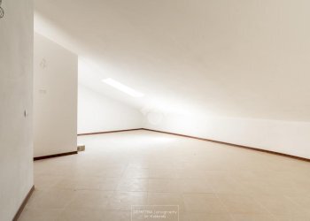 Attic Via nino tavoni, Marano sul Panaro - photo 13