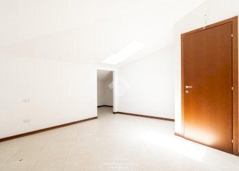 Attic Via nino tavoni, Marano sul Panaro - photo 19