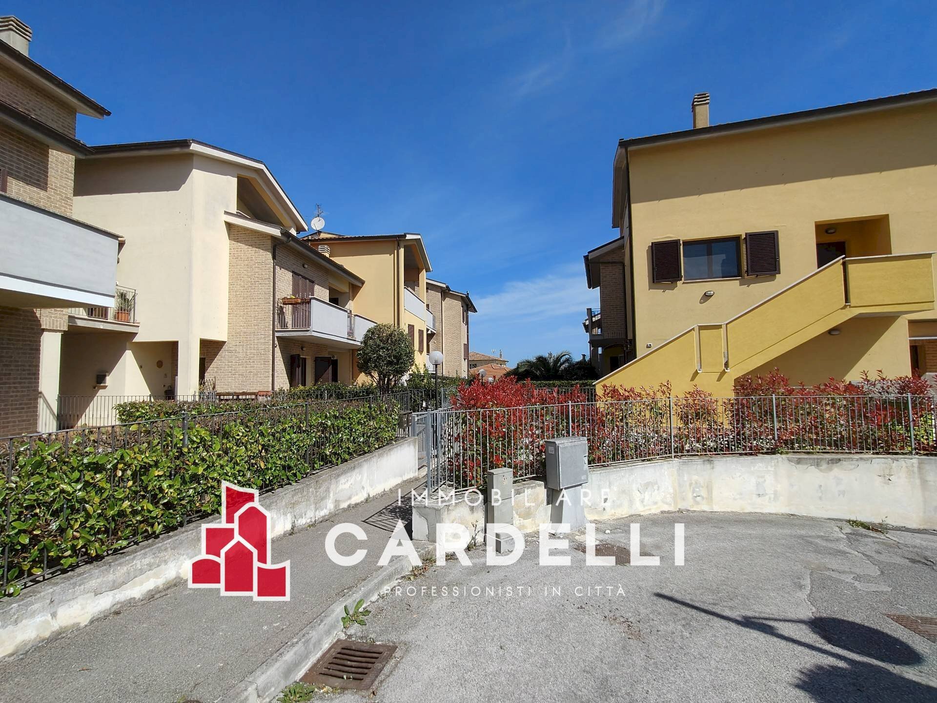 Four-room apartment Via Largo Giovanni Palatucci, Montelupone - photo 2