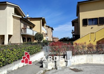 Appartamento Via Largo Giovanni Palatucci, Montelupone - foto 1