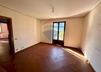 Casa indipendente Costa Volpino - foto 16