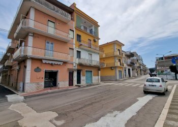 Appartamento Via Papa Giovanni XXIII, San Nicandro Garganico - foto 3