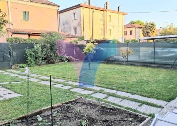 Villa a Schiera strada santa bona nuova, Treviso - foto 2