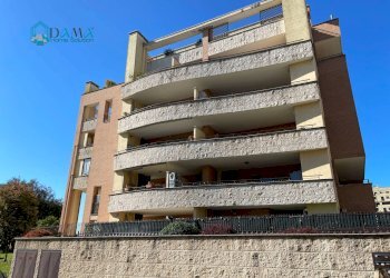 Appartamento via Starrabba dI Rudinì, Pomezia - foto 1