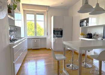 Three-room apartment Piazza Tirana, Milano (neighborhood Lorenteggio) - photo 2