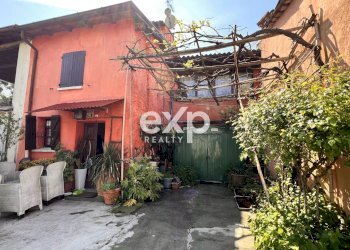 Casa indipendente Frazione Casa del Moro, Castana - foto 2