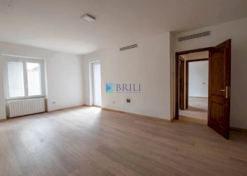 Villa a Schiera Via Giovanni Pascoli, Luras - foto 3