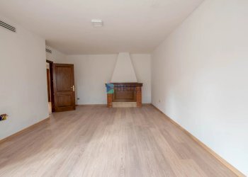 Villa a Schiera Via Giovanni Pascoli, Luras - foto 6