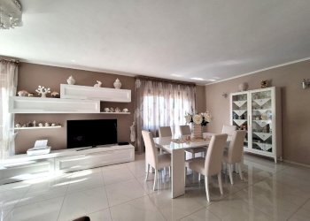 Quadrilocale Via Augusto Saletta, Strambino - foto 1