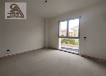 Camera da letto - Quadrilocale via Caduti di Nassirya, Rovellasca - foto 7