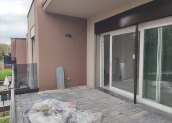 Terrazzo - Four-room apartment via Caduti di Nassirya, Rovellasca - photo 6
