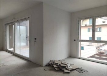 Stanza non arredata - Four-room apartment via Caduti di Nassirya, Rovellasca - photo 24