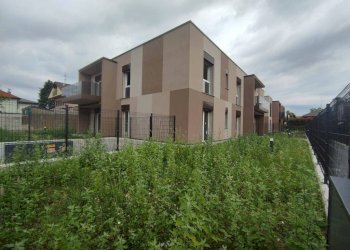 Facciata - Four-room apartment via Caduti di Nassirya, Rovellasca - photo 30