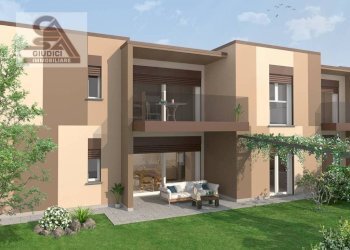 Facciata - Trilocale via Caduti di Nassirya, Rovellasca - foto 3