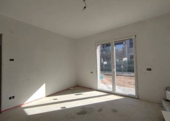 Camera da letto - Trilocale via Caduti di Nassirya, Rovellasca - foto 19