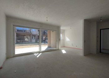 Salone - Trilocale via Caduti di Nassirya, Rovellasca - foto 2