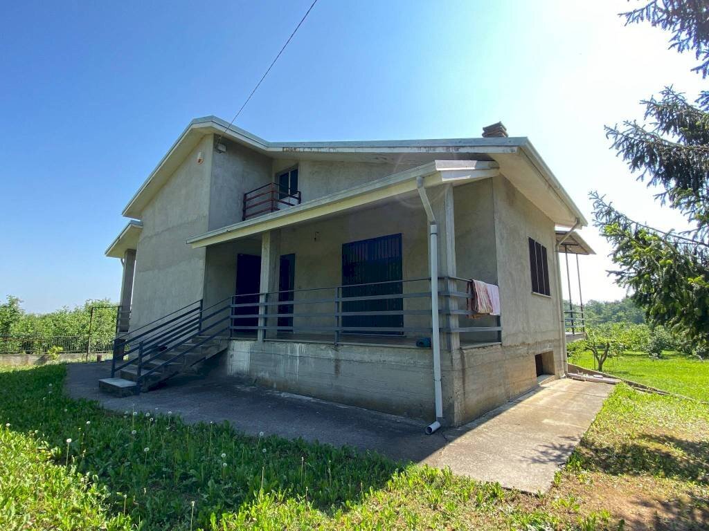 Facciata - Villa Frazione San Bernardo, 61, Monteu Roero - photo 2