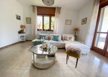 Salone - Villa Frazione San Bernardo, 61, Monteu Roero - foto 14