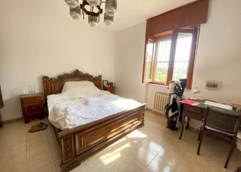 Camera da letto - Villa Frazione San Bernardo, 61, Monteu Roero - foto 21
