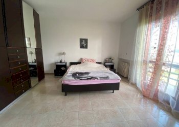 Camera da letto - Villa Frazione San Bernardo, 61, Monteu Roero - foto 27