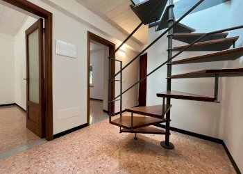 Ingresso - Office Via Sant'Antonio, Chiavari - photo 4