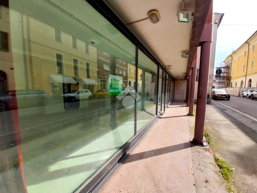 Negozio via Risorgimento, Lugo - foto 2