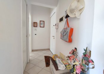Bilocale via Giuseppe Airenti, 46, Imperia - foto 11