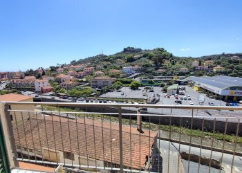 Bilocale via Giuseppe Airenti, 46, Imperia - foto 12