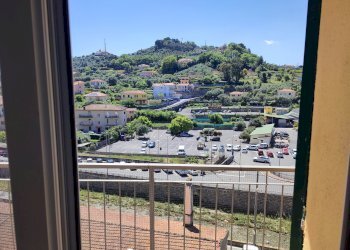 Bilocale via Giuseppe Airenti, 46, Imperia - foto 6