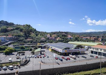 Bilocale via Giuseppe Airenti, 46, Imperia - foto 2