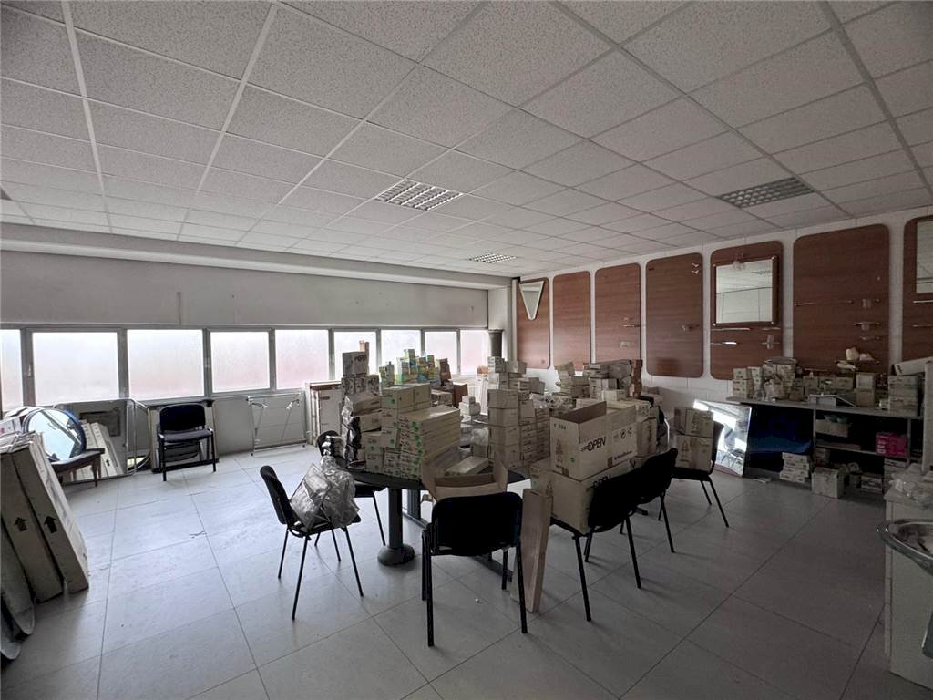 Office avignone 13, Como - photo 2
