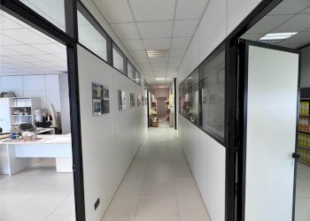 Warehouse avignone 13, Como - photo 5