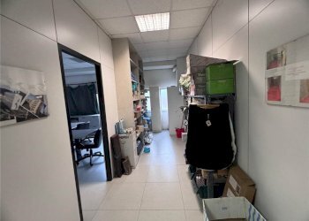 Warehouse avignone 13, Como - photo 10