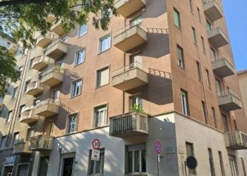 Three-room apartment Torino - photo 1