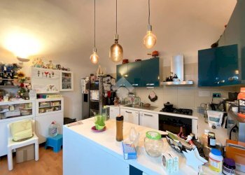 Apartment Via Gio Francesco Niella, Savona (neighborhood Centro) - photo 4