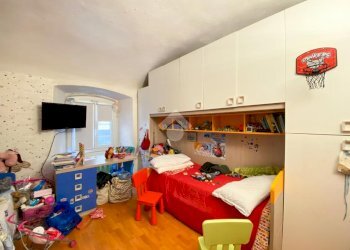 Apartment Via Gio Francesco Niella, Savona (neighborhood Centro) - photo 5