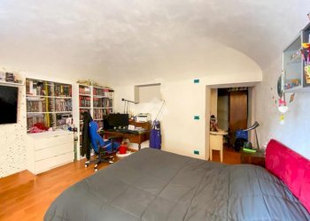 Apartment Via Gio Francesco Niella, Savona (neighborhood Centro) - photo 8