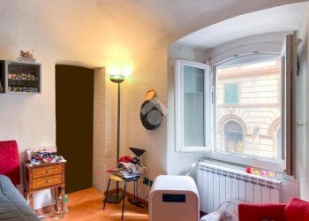 Apartment Via Gio Francesco Niella, Savona (neighborhood Centro) - photo 9