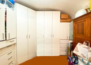 Apartment Via Gio Francesco Niella, Savona (neighborhood Centro) - photo 16