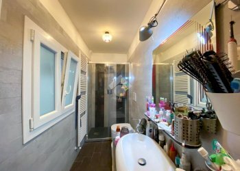 Apartment Via Gio Francesco Niella, Savona (neighborhood Centro) - photo 20