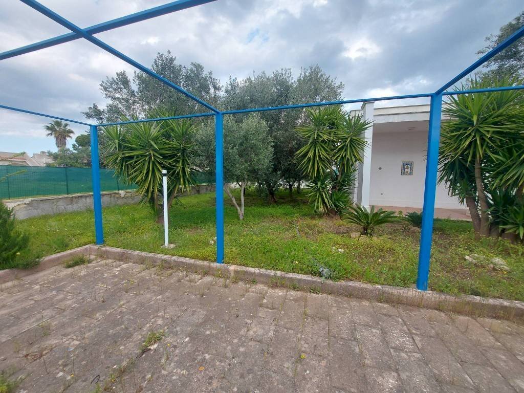 Giardino - Villa viale delle Gardenie, 1, Pulsano - foto 3