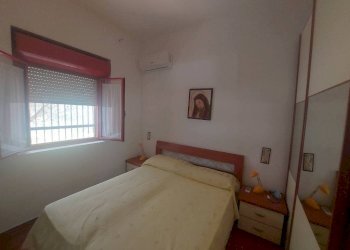 Camera da letto - Villa viale delle Gardenie, 1, Pulsano - foto 16