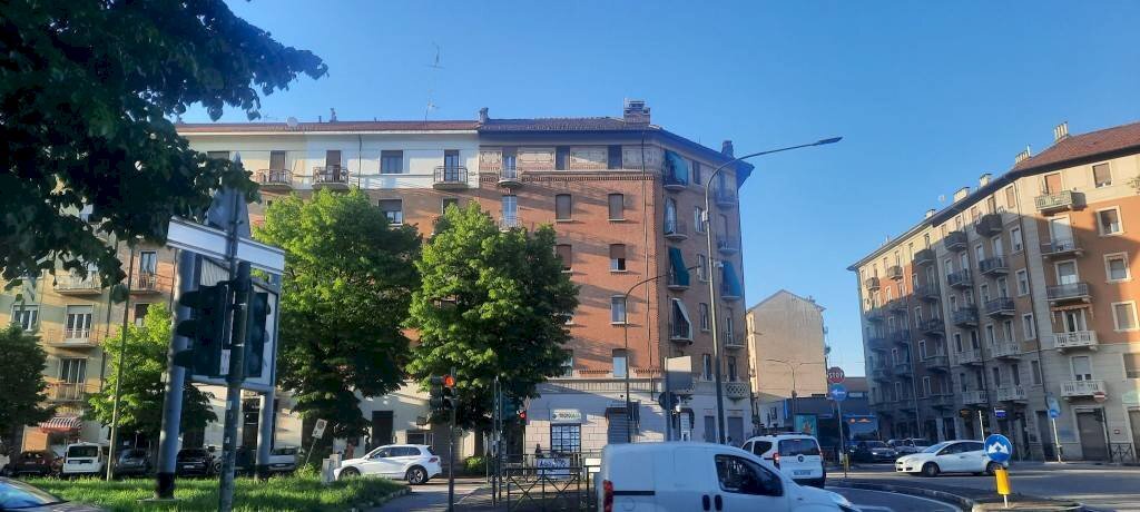 Facciata - Appartamento corso Piero Maroncelli, 32, Torino (zona Lingotto) - foto 1