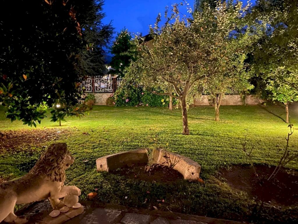 Giardino - Trilocale via Circonvallazione Vigne, 14, Chiusa di Pesio - foto 2