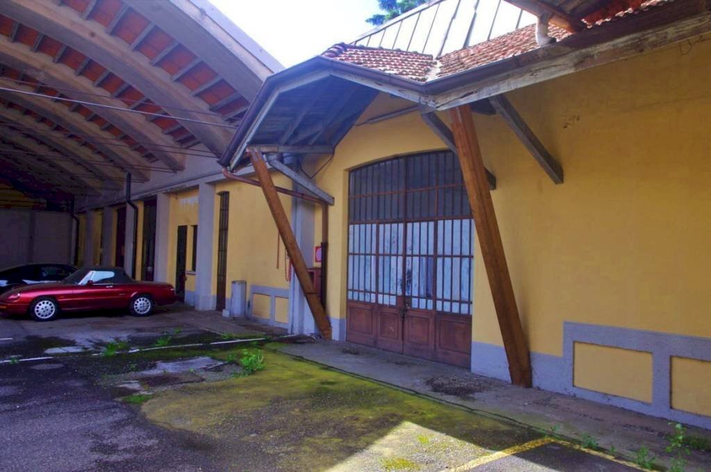 Cortile interno - Capannone Gallarate - foto 2