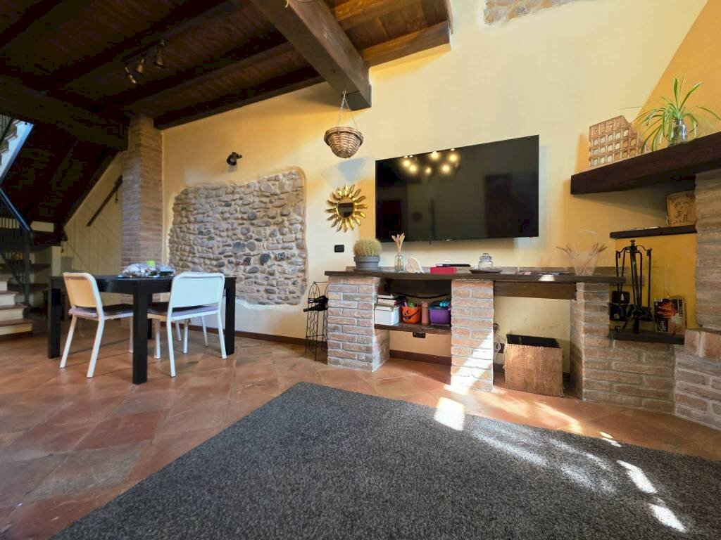 Salone - Three-room apartment strada Bergamino, Collecchio - photo 3