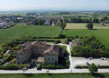 Vista - Three-room apartment strada Bergamino, Collecchio - photo 1