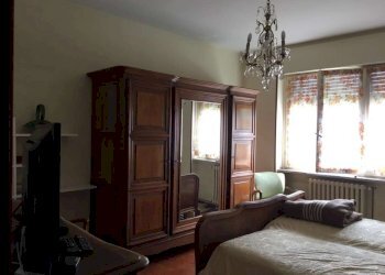 CAMERA DA LETTO - Bilocale via BEPPE FENOGLIO, 11, San Benedetto Belbo - foto 8