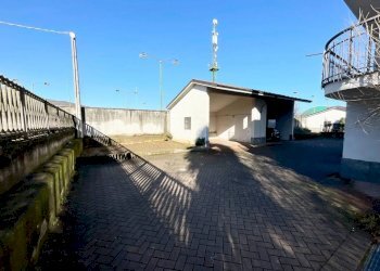 Cortile interno - Villa via Giuseppe Mazzini, 14, Busca - foto 50