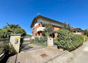 Facciata - Villa via Giuseppe Mazzini, 14, Busca - photo 4